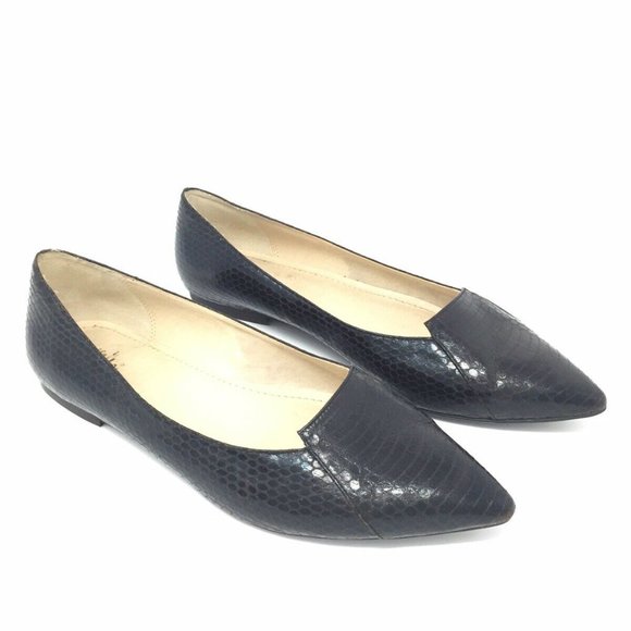Callisto Cali Black Croc Emboss Pointed Toe Loafer - Picture 7 of 8